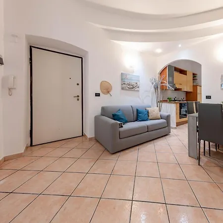 H11 Trilocale Arma Mare - Ciclabile - Centro Taggia
